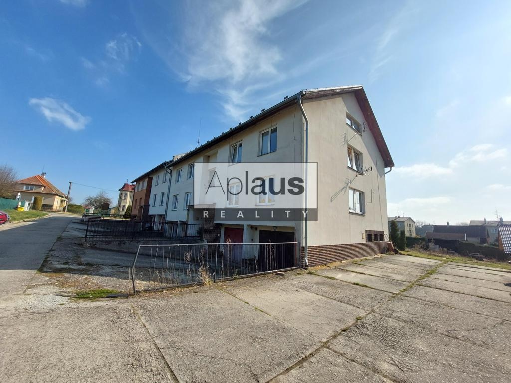 Prodej bytu 4+1 s lodžií a garáží