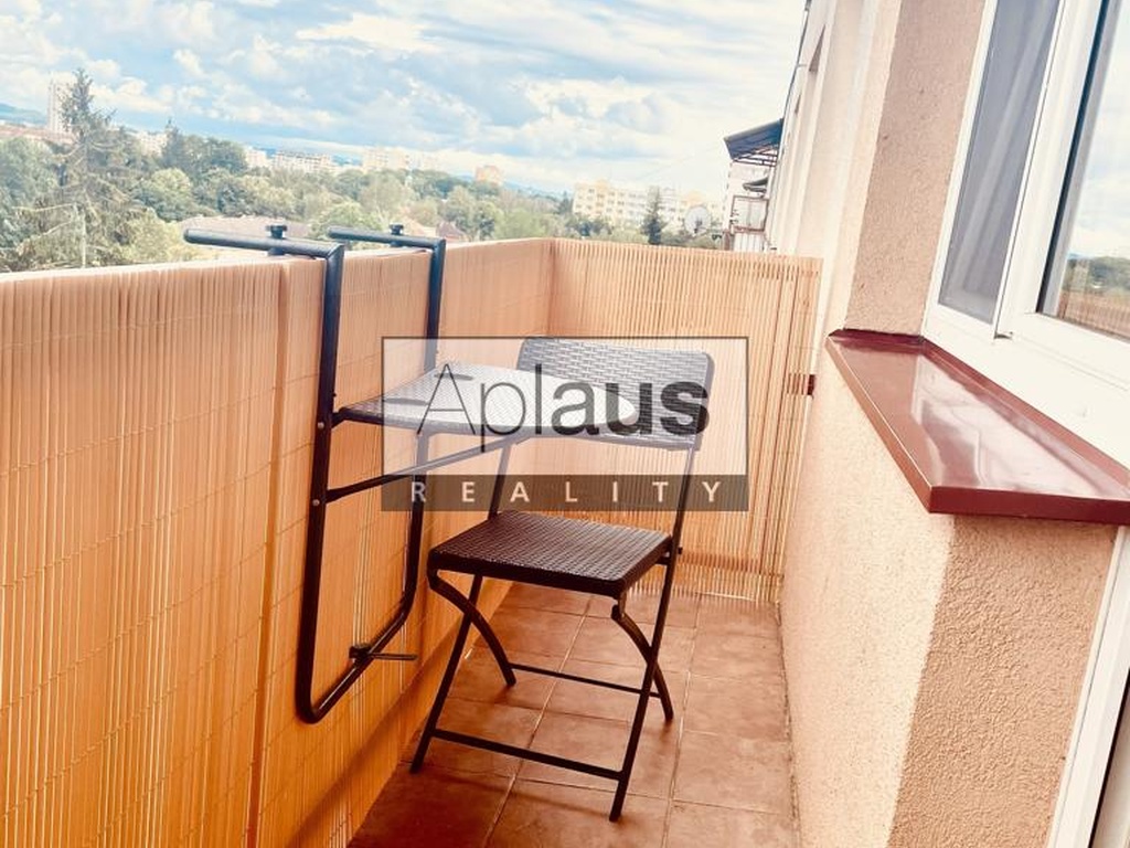 Slunný byt 2+1 s balkonem, Plzeňská ul., České Budějovice