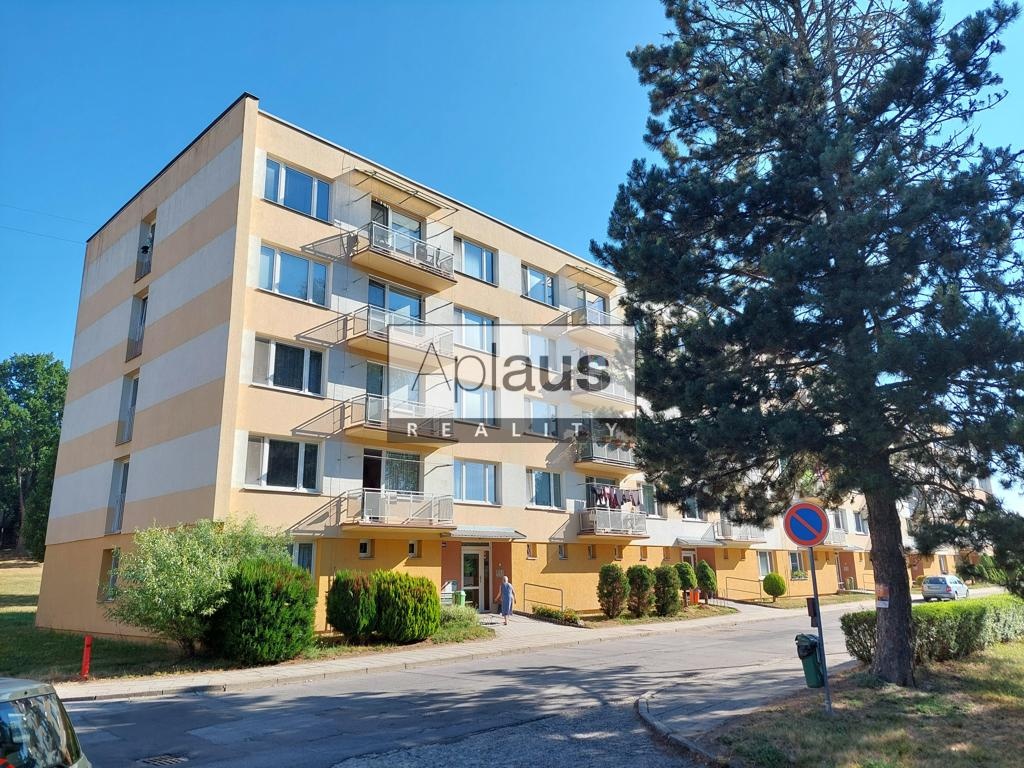 Pronájem bytu 1+kk, Chlum u Třeboně
